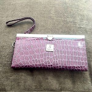 Purple and chrome alligator embossed clutch wallet NWOT